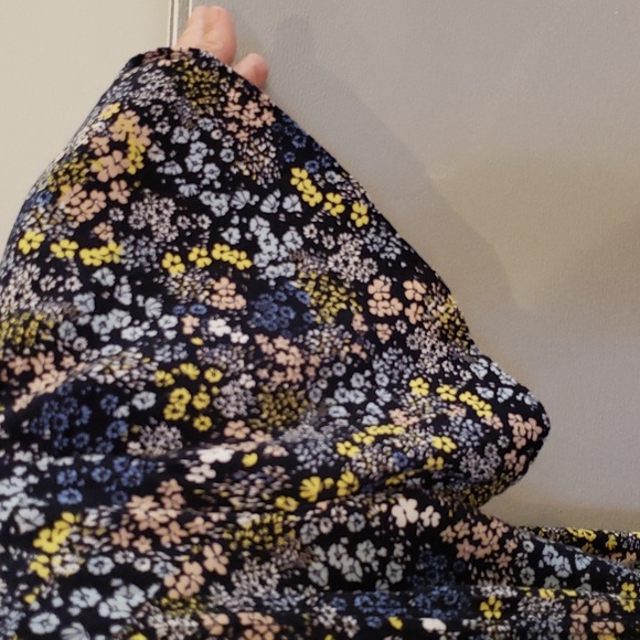 Floral short sleeve dress - Picture 2 of 4